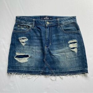 HOLLISTER Denim High Rise Mini Skirt Size 7/28 Distressed Details Raw Hem